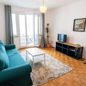  Apartment Living Opera