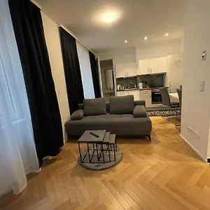 Apartment 1st La Opera Suites