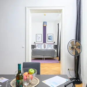 Central City Apartments Viena