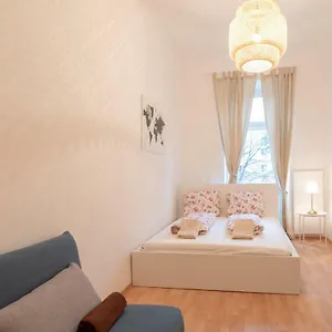  Апартаменты Schnirchgasse
